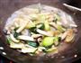 青菜香菇煮年糕的做法图解2