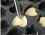 花型红豆饼外脆内软、香甜可口滴山寨车轮饼的做法图解7