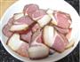 蒜苔炒腊肉的做法图解1
