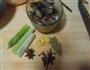 废虾头做的美味虾油的做法图解1