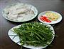 墨鱼炒韭菜花的做法图解1