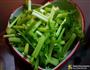芹菜炒牛肉的做法图解2