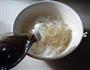 油面筋肉末米粉汤的做法图解3