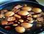 板栗鸡蛋红烧肉的做法图解4