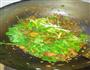 自制酸菜炒五花肉的做法图解8