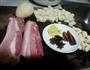 土豆红烧肉的做法图解1
