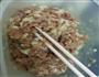 孜然味蒜薹肉沫的做法图解3