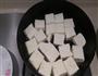 木耳烧豆腐的做法图解1