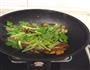 芹菜香干肉片的做法图解5