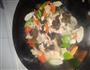 山药木耳炒肉片的做法图解4