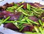 蒜薹炒熏肉的做法图解5