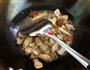酸菜炖肉的做法图解4