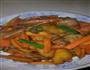 五花肉炒胡萝卜片的做法图解4