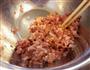 豆泡塞肉的做法图解3