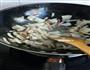 白菜炖豆腐的做法图解2