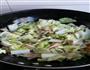 白菜炖豆腐的做法图解3