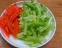 香芹炒牛肉的做法图解2