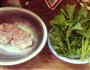 芹菜肉馅儿大饺子的做法图解1