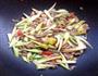 一道小炒菜-芹菜炒肉的做法图解9