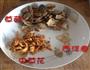 虫草西洋参草菇排骨汤的做法图解1