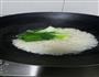 丝瓜鸡蛋葱油面的做法图解2