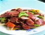 炒牛肉的做法图解1