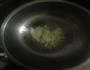 茭白炒肉的做法图解3