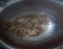 芹菜炒肉片的做法图解3