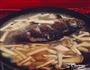 鲫鱼菌菇汤的做法图解4