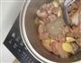 猴菇嫩鸡煲的做法图解6