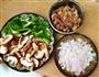电饭煲减脂三蔬炒鸡腿的做法图解2