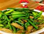 家常菜—肉炒蒜苔的做法图解5