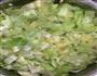 炝拌圆白菜的做法图解2