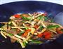 蒜苔炒鱿鱼肉片的做法图解7