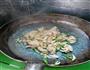 时蔬炒肉片的做法图解2