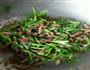 香菜炒牛肉丝的做法图解9