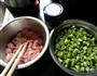 四季豆炒榄菜的做法图解1