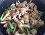花菜炒肉的做法图解5
