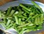 蒜苔炒肉片的做法图解1