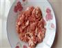腌菜炒肉的做法图解2