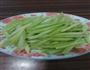 芹菜炒肉的做法图解2