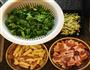 西芹香干炒肉的做法图解1