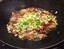 西芹香干炒肉的做法图解5