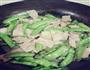 豌豆夹炒培根的做法图解5