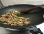 葱爆羊肉的做法图解4