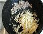 雪菜肉丝炒冬笋的做法图解5