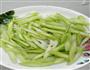排毒减肥芹菜炒木耳的做法图解1