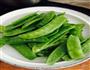 腊肠炒荷兰豆的做法图解1