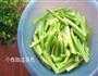 芹菜肉丝，家常菜才有爱的做法图解2