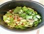 腊肉香菇青菜萝卜干煲饭的做法图解4